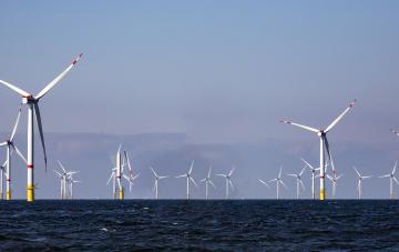 Parc éolien offshore Rentel avec 42 éoliennes à Zeebruges