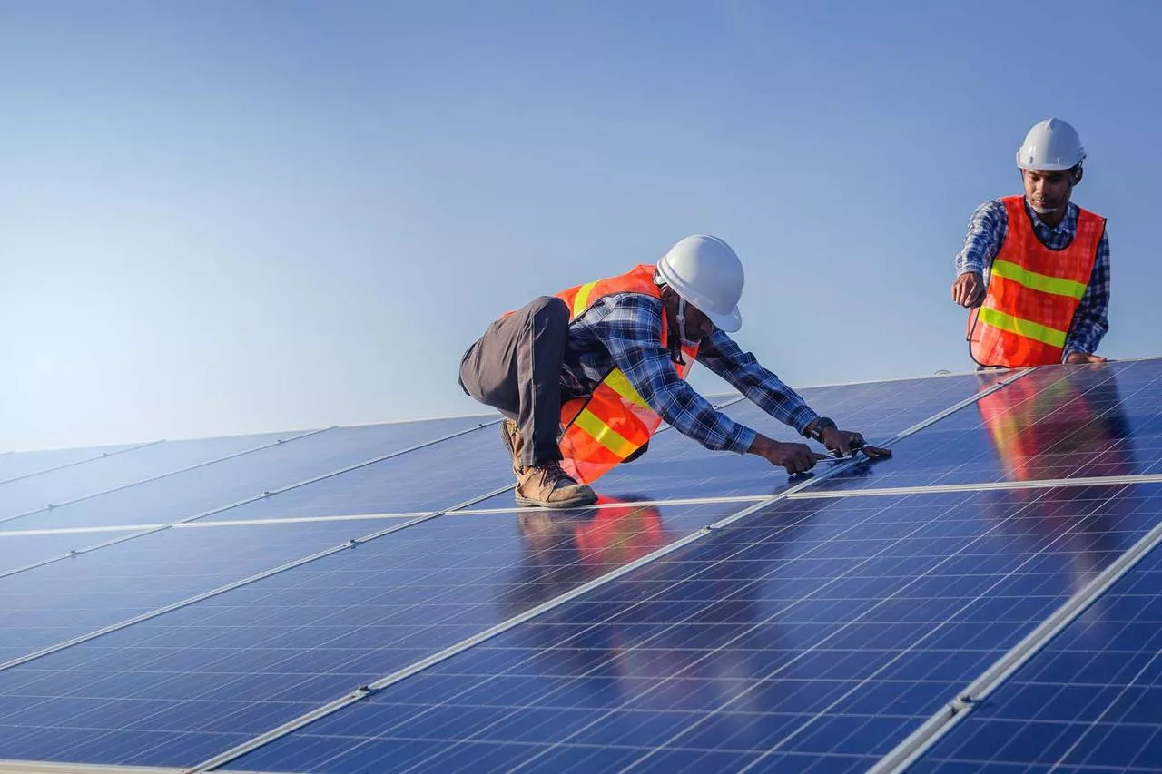 Onze panelen en omvormers