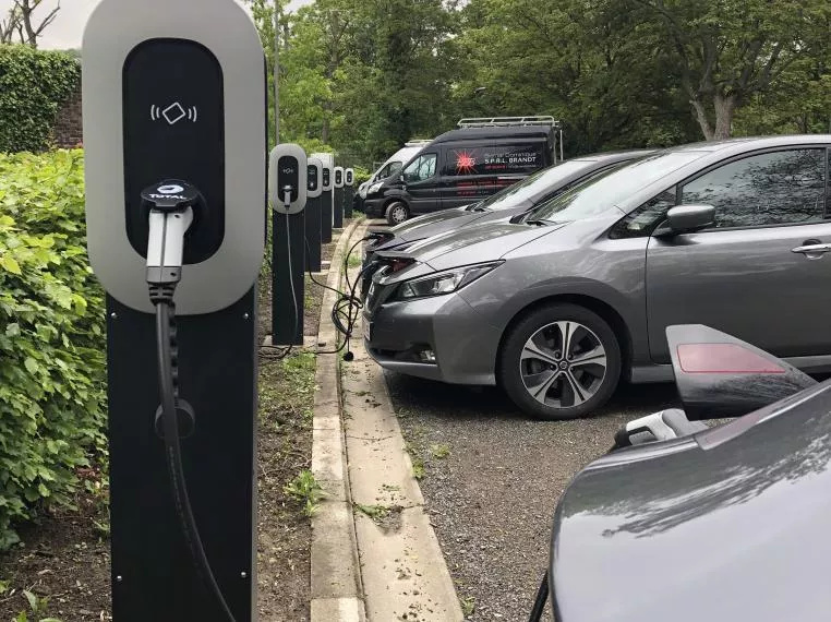 electric vehicle