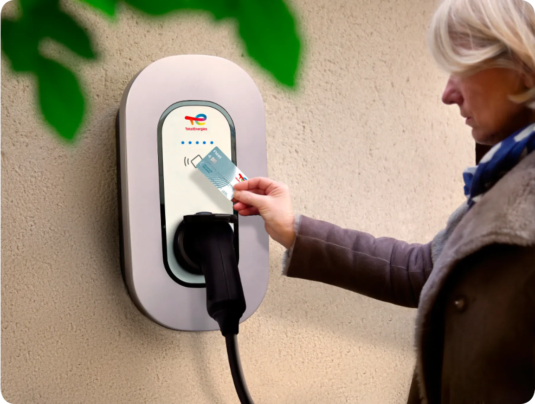 Carte de recharge TotalEnergies pour borne électrique en entreprise 