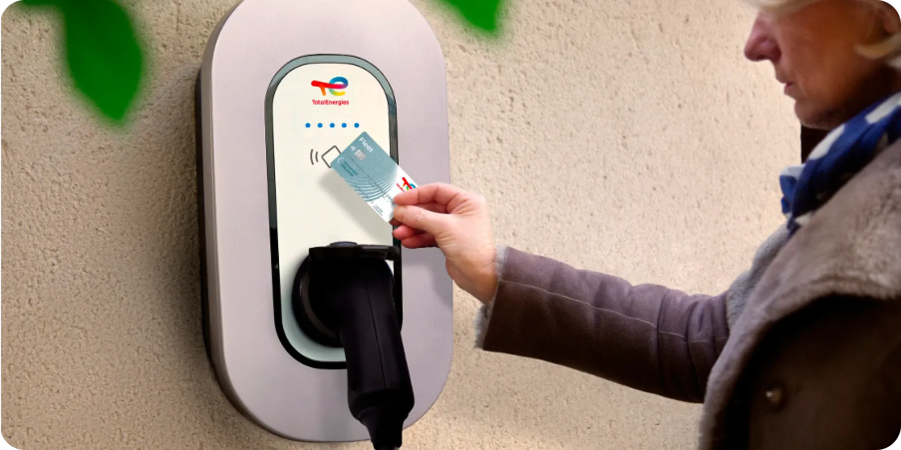 Carte de recharge TotalEnergies pour borne électrique en entreprise 